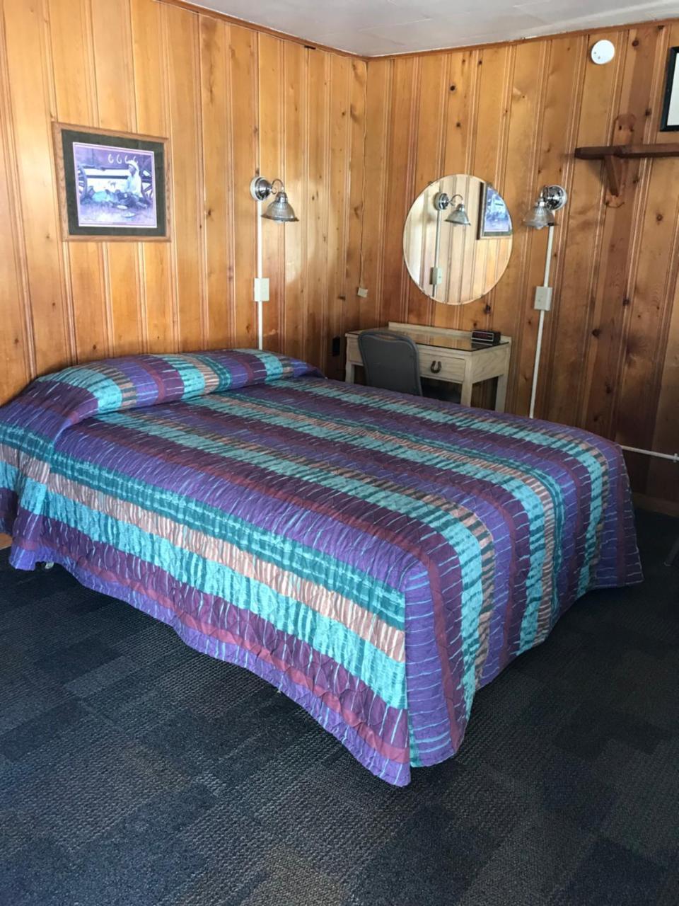 Trail Riders Motel Гренбі Екстер'єр фото